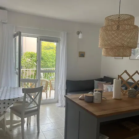 Apartment Summer Escape